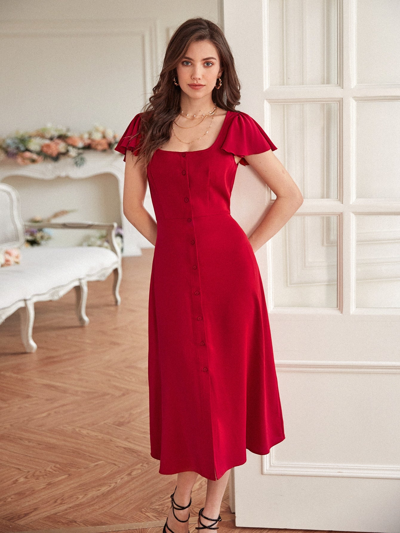 Vestido Midi Evasê Decote Quadrado Botões Frontais