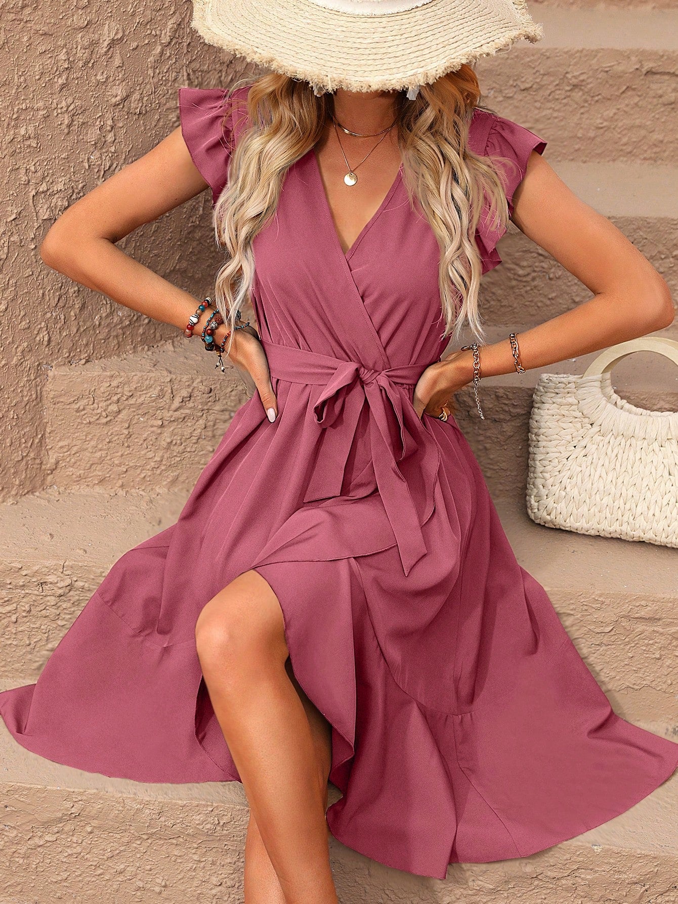 Vestido Midi Envelope Com Amarração Na Cintura