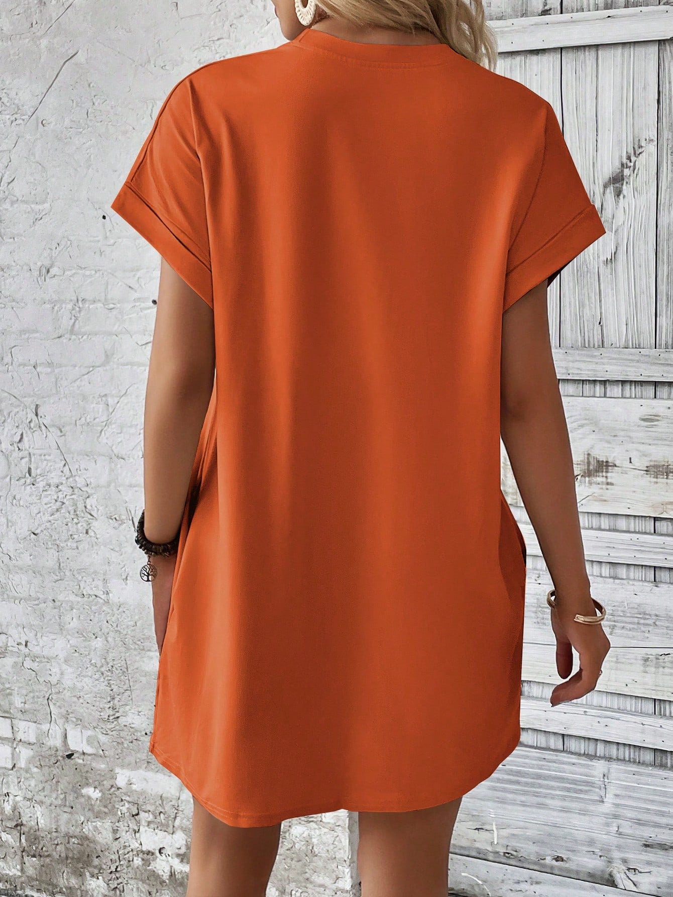 Vestido Curto Básico Verde Com Bolsos Laterais
