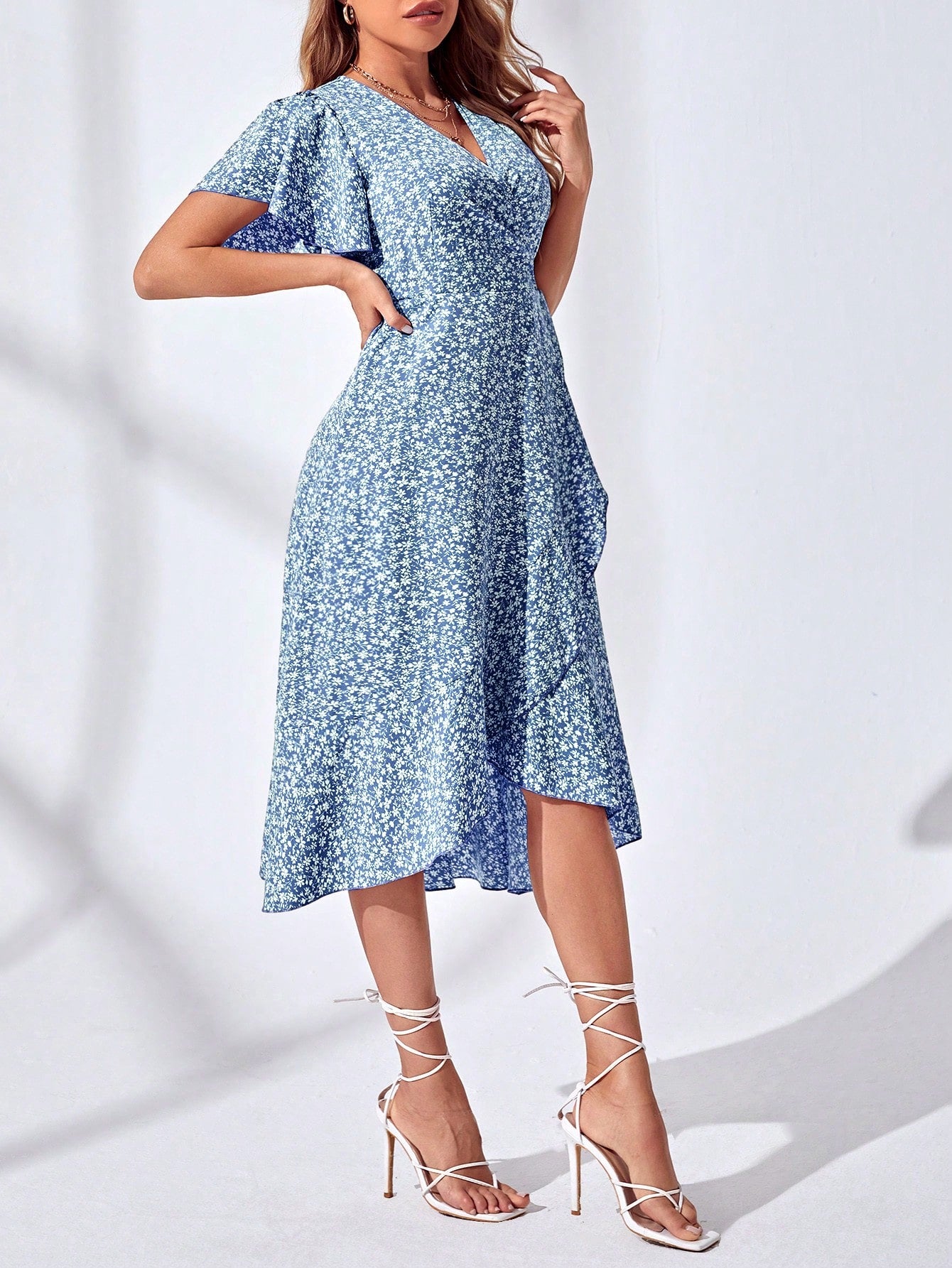 Vestido Midi Envelope Elegante Cintura Ajustada