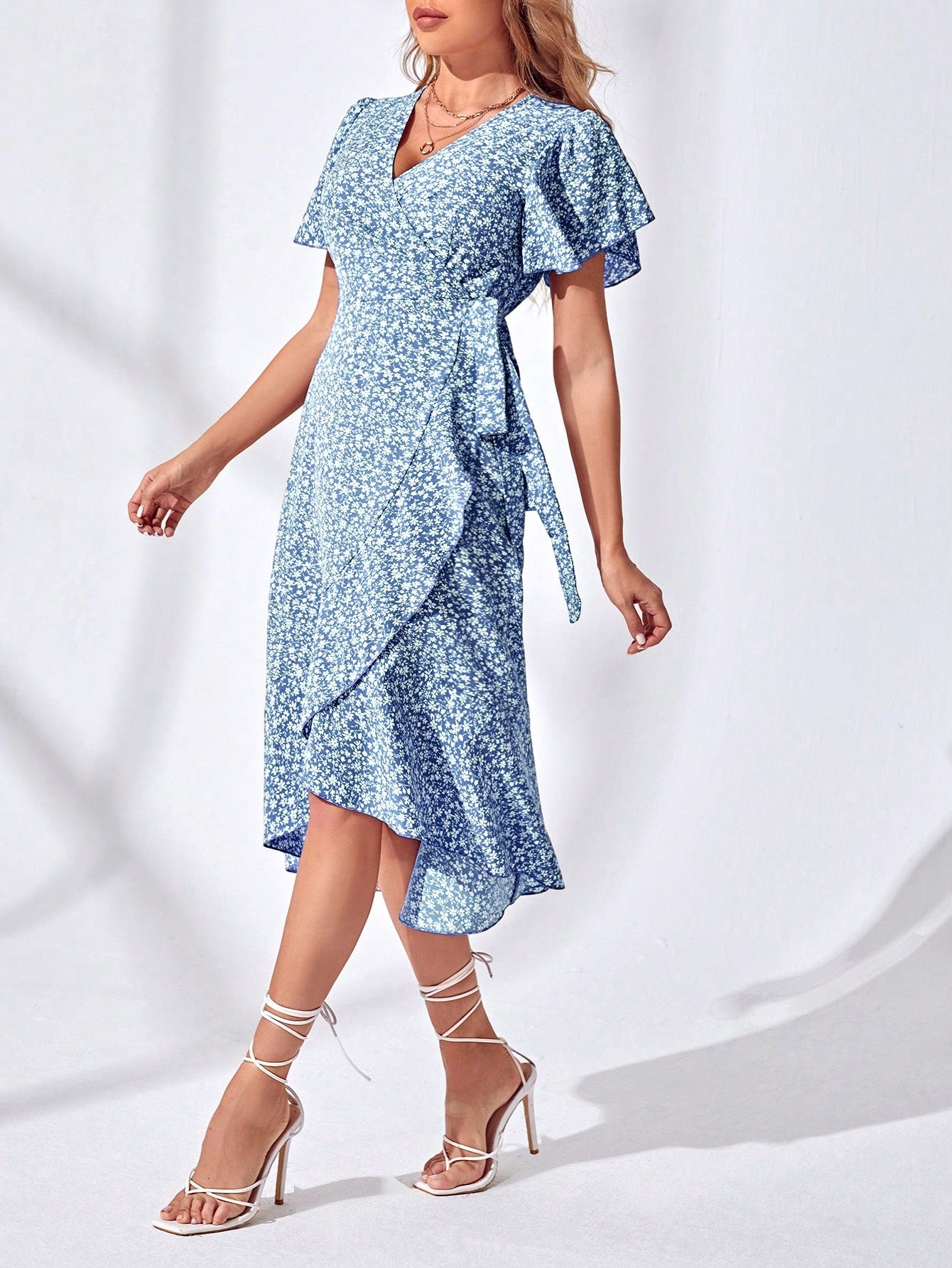 Vestido Midi Envelope Elegante Cintura Ajustada
