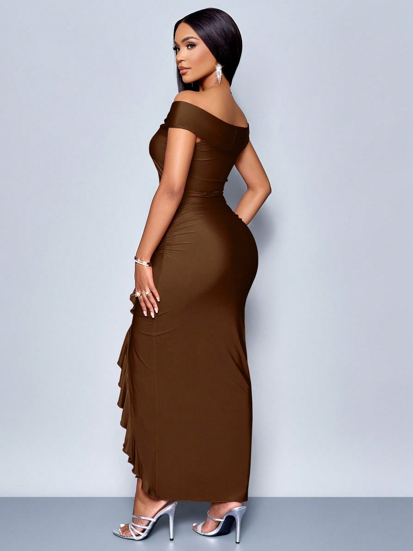 Vestido Longo Elegante Drapeado Ombro A Ombro Com Babado