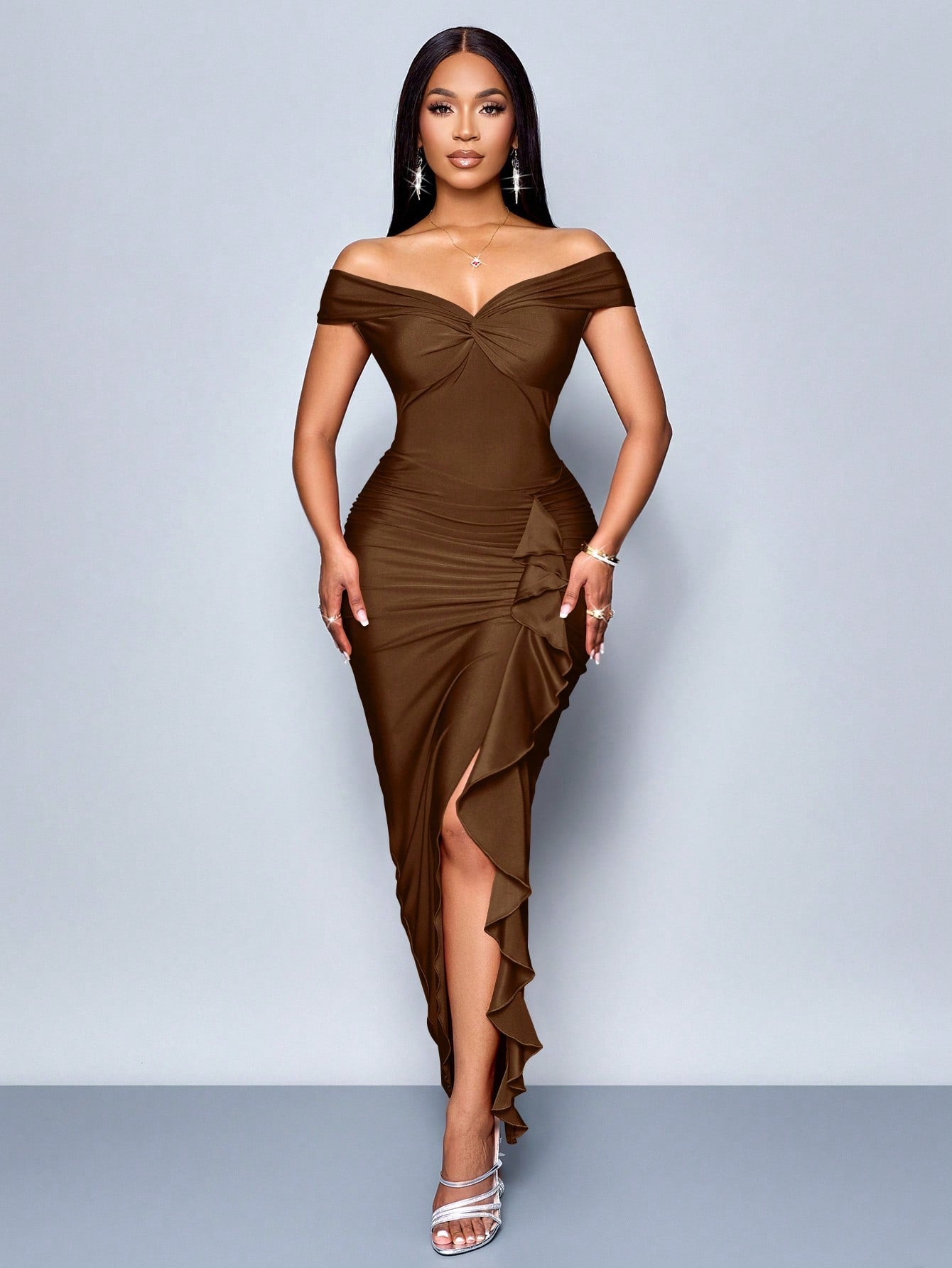 Vestido Longo Elegante Drapeado Ombro A Ombro Com Babado