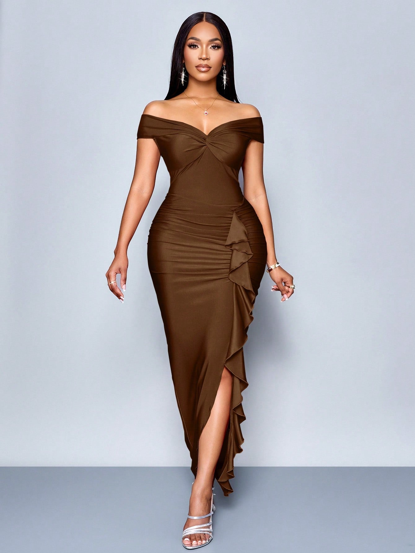 Vestido Longo Elegante Drapeado Ombro A Ombro Com Babado