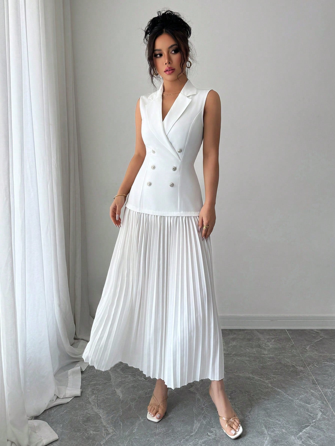Vestido Blazer Longo Sem Manga Com Saia Plissada Elegante