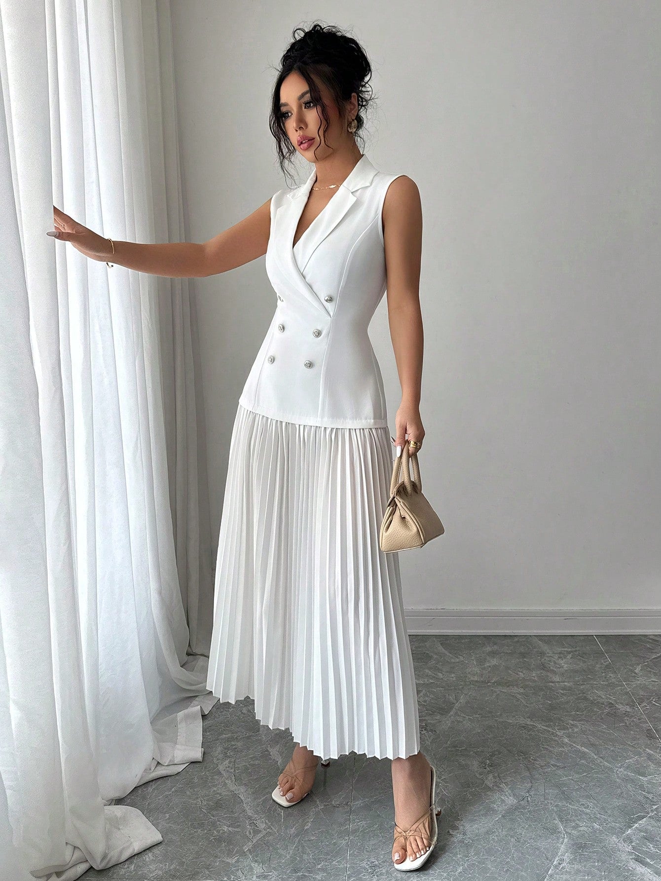 Vestido Blazer Longo Sem Manga Com Saia Plissada Elegante