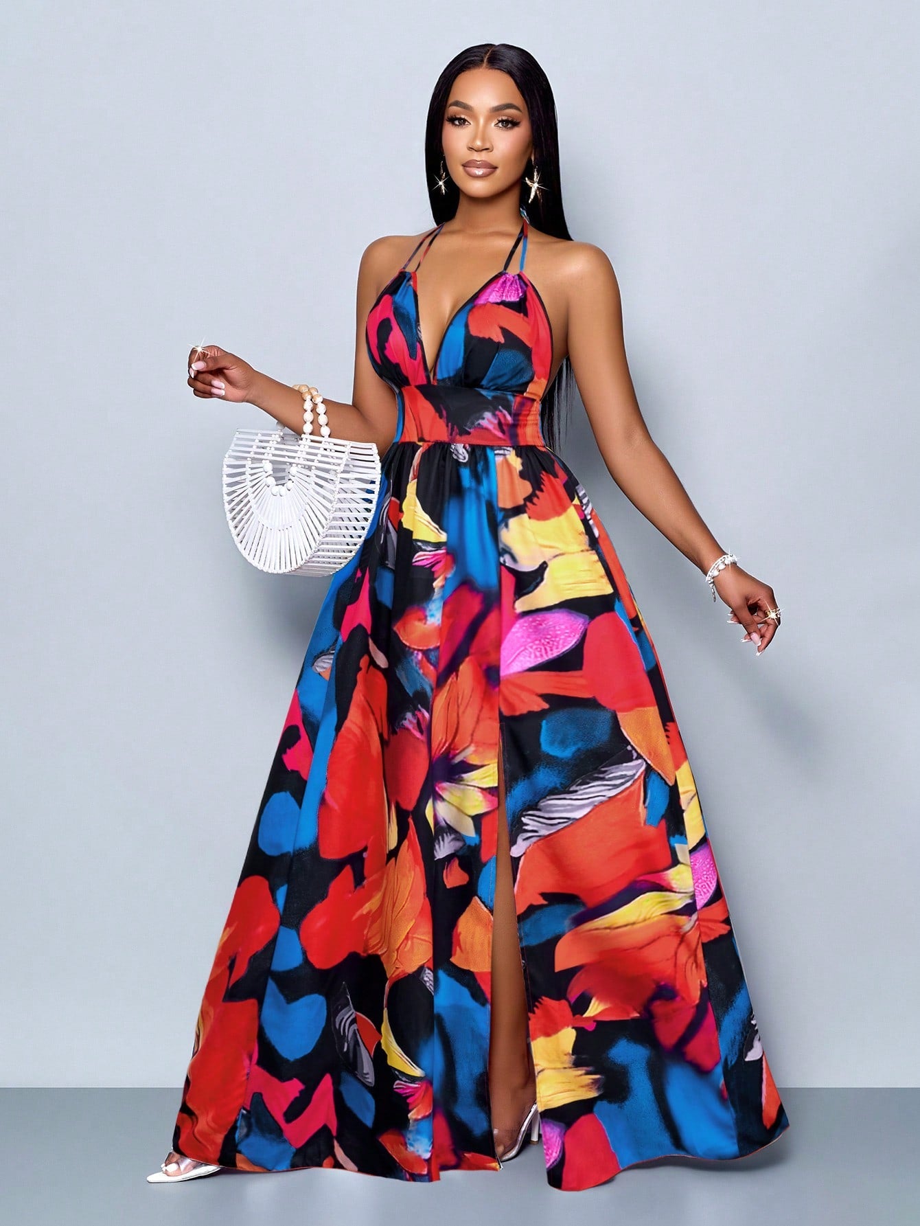 Vestido Longo Estampado Decote Halter Com Saia Rodada