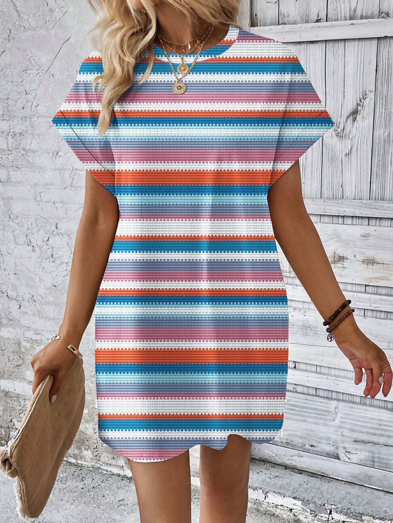 Vestido Curto Listrado Casual Com Bolsos Laterais