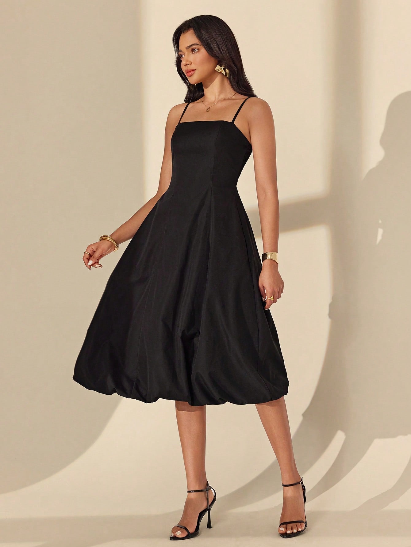 Vestido Midi Elegante Alças Finas Saia Balonê Estruturada