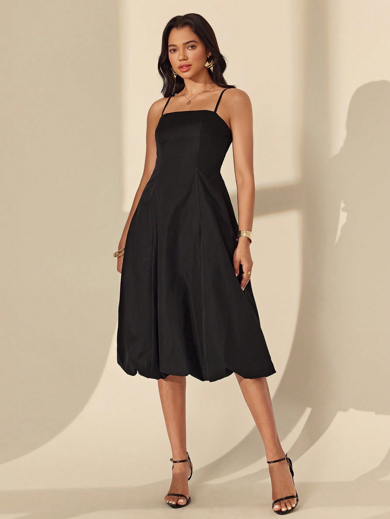Vestido Midi Elegante Alças Finas Saia Balonê Estruturada