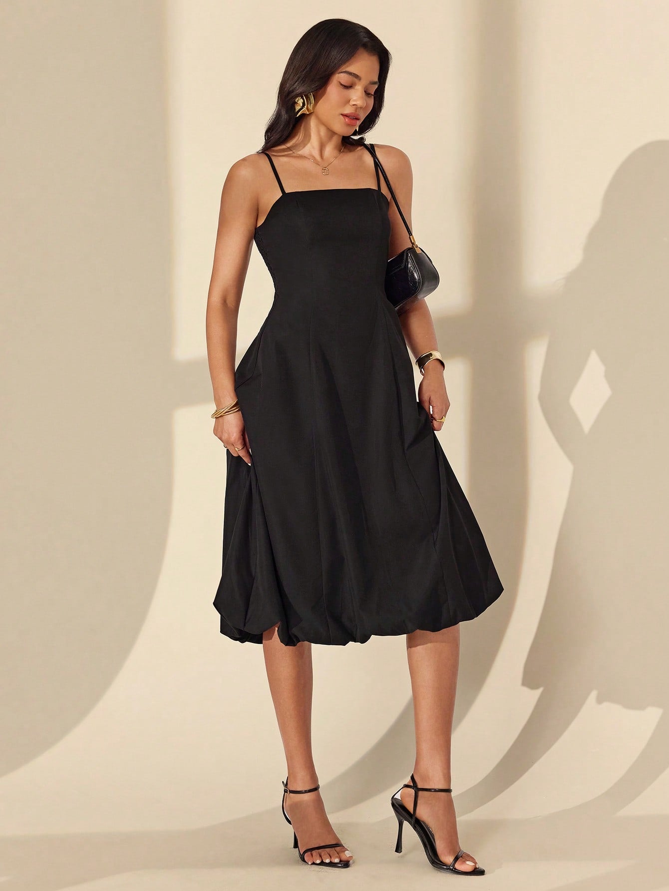 Vestido Midi Elegante Alças Finas Saia Balonê Estruturada