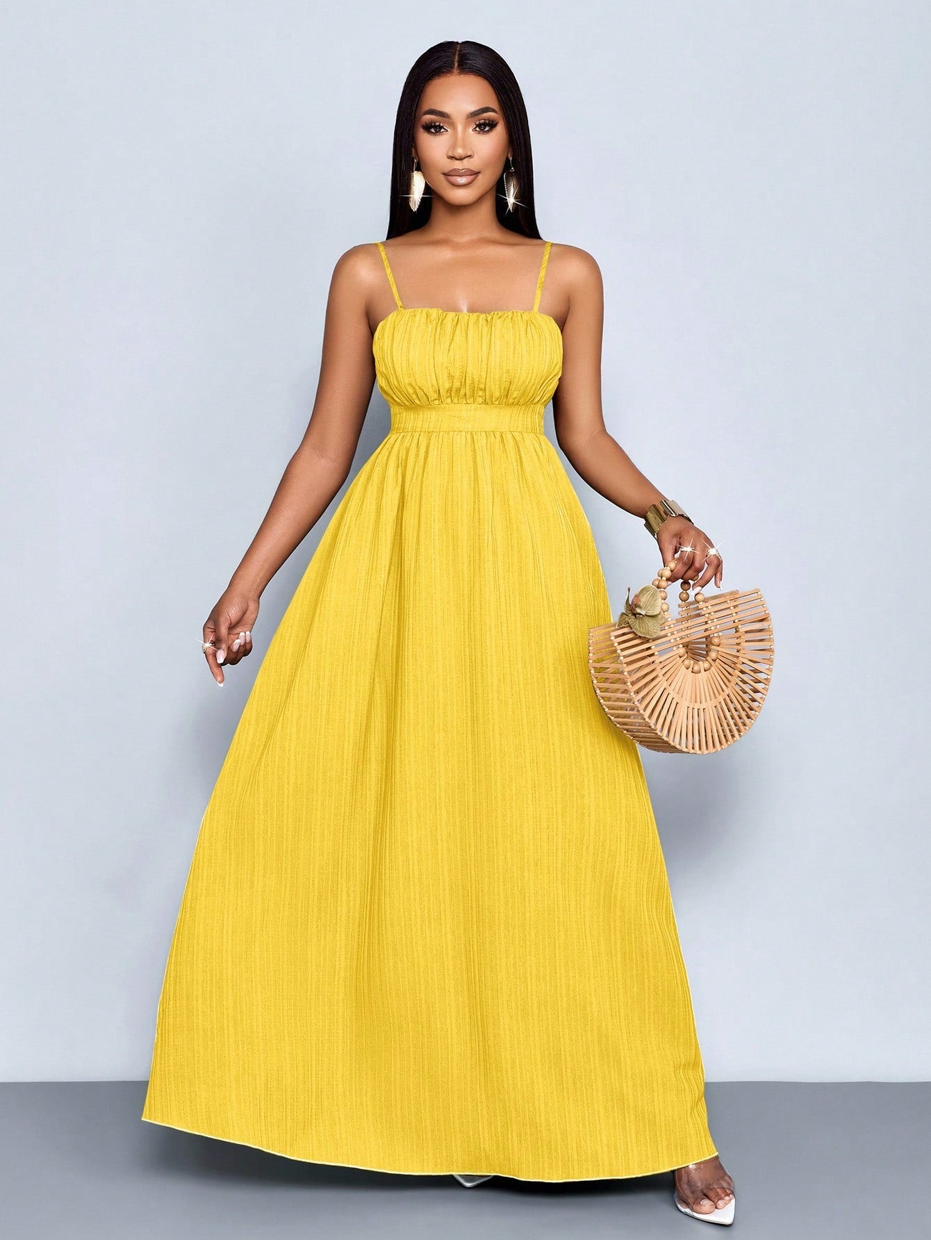 Vestido Longo Verde Com Alças Finas E Cintura Franzida