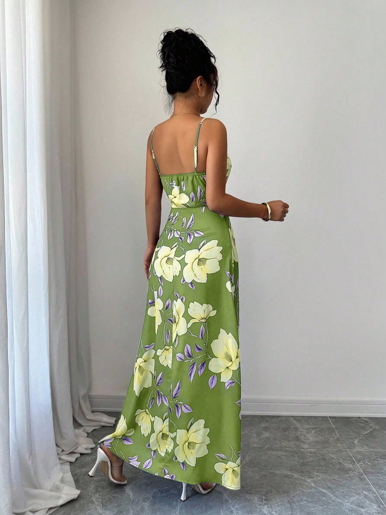 Vestido Longo De Alças Ajustáveis Estampado Floral Elegante