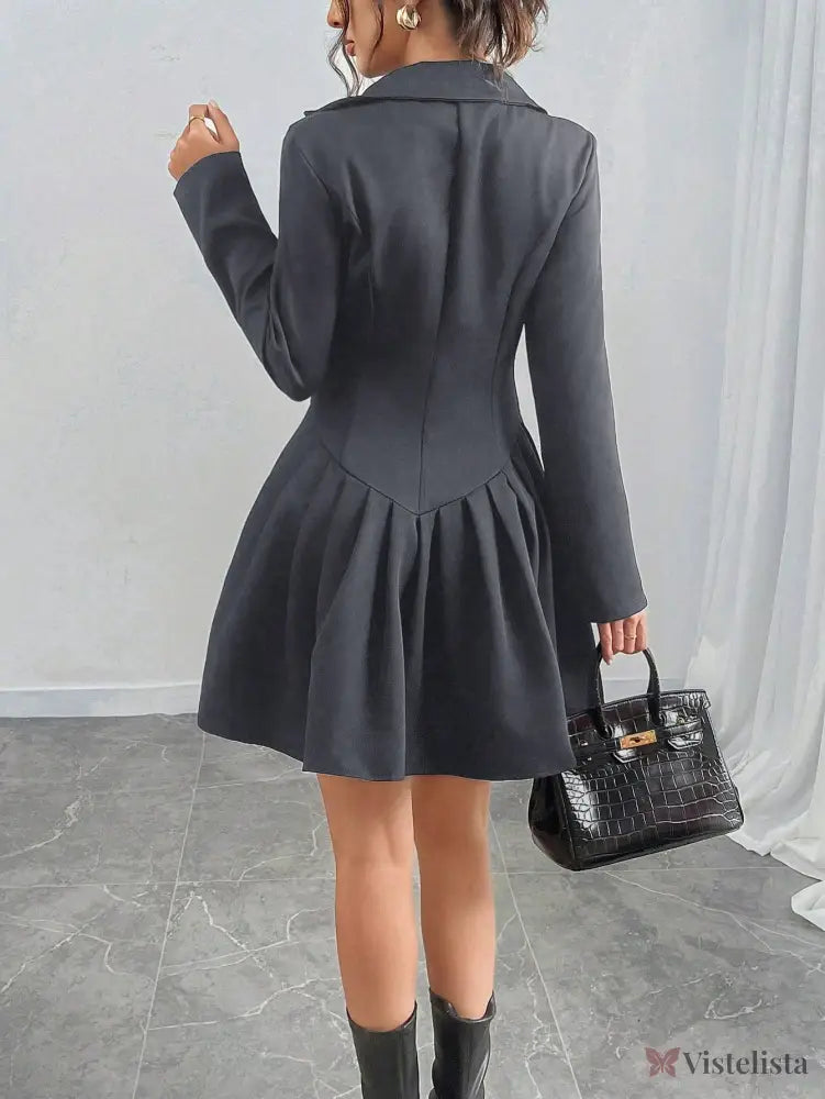 Vestido Blazer Curto Alfaiataria Plissado Com Botões Vestido Blazer Curto Alfaiataria Plissado Com Botões