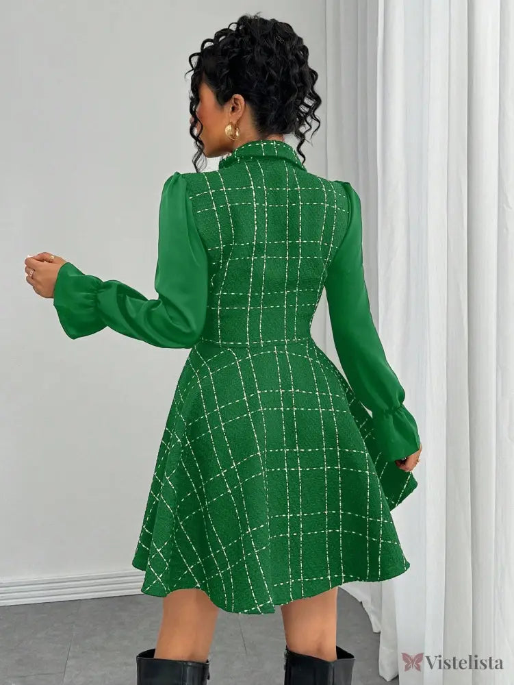 Vestido Blazer Curto Rodado Com Manga Longa E Botões Vestido Blazer Curto Rodado Com Manga Longa E Botões