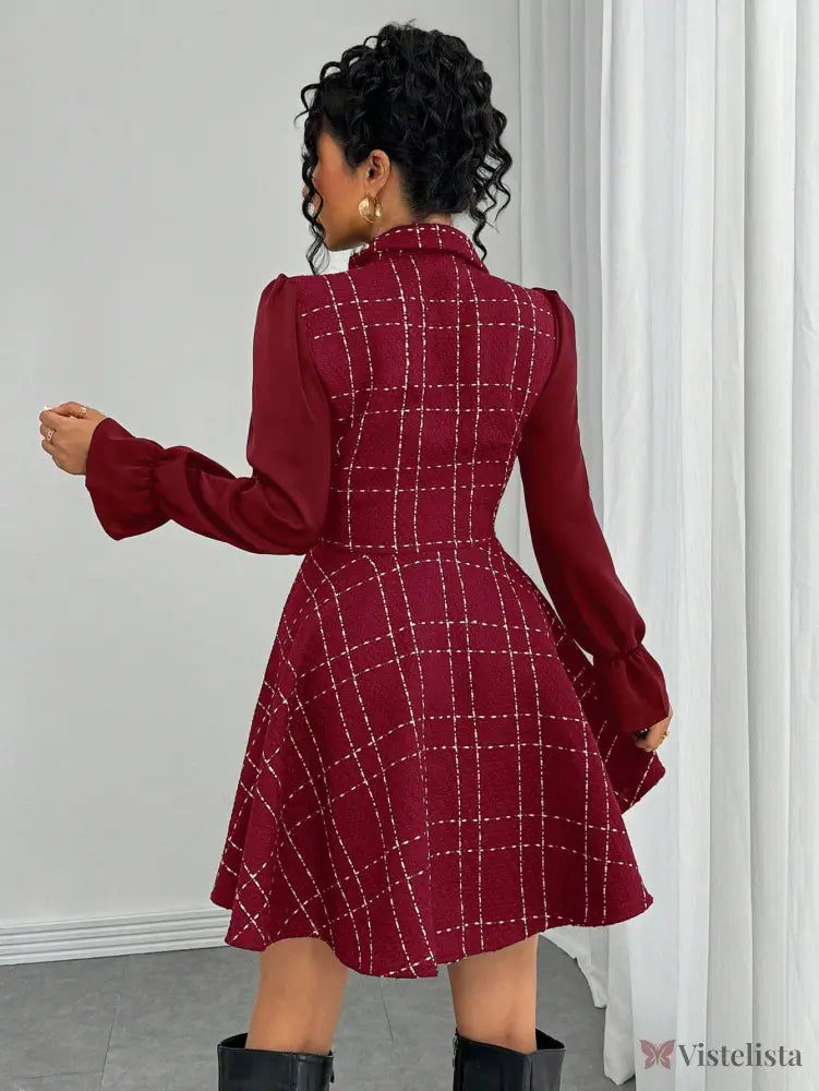 Vestido Blazer Curto Rodado Com Manga Longa E Botões Vestido Blazer Curto Rodado Com Manga Longa E Botões