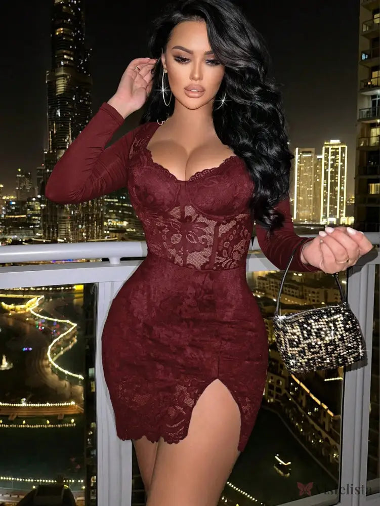 Vestido Curto De Renda Manga Longa Com Transparência Elegante Vestido Curto De Renda Manga Longa Com Transparência