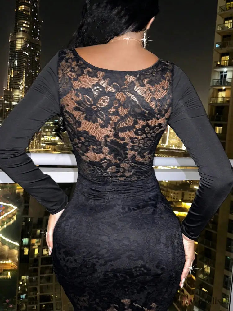 Vestido Curto De Renda Manga Longa Com Transparência Elegante Vestido Curto De Renda Manga Longa Com Transparência