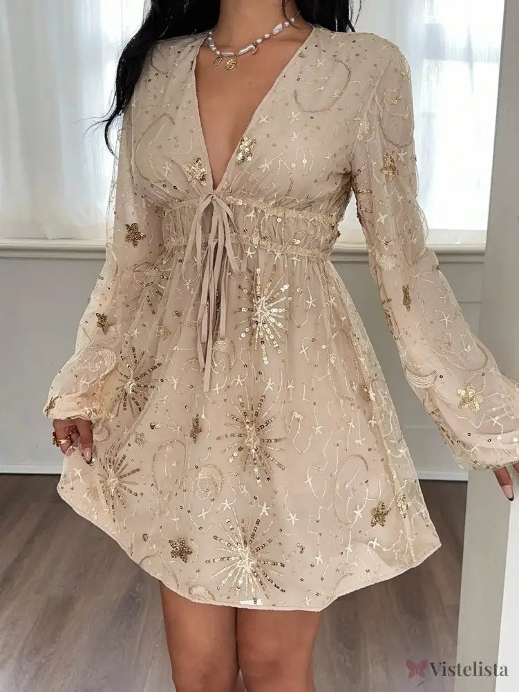 Vestido Curto Decote V Com Manga Longa E Bordado Brilhante Vestido Curto Decote V Com Manga Longa E Bordado Brilhante