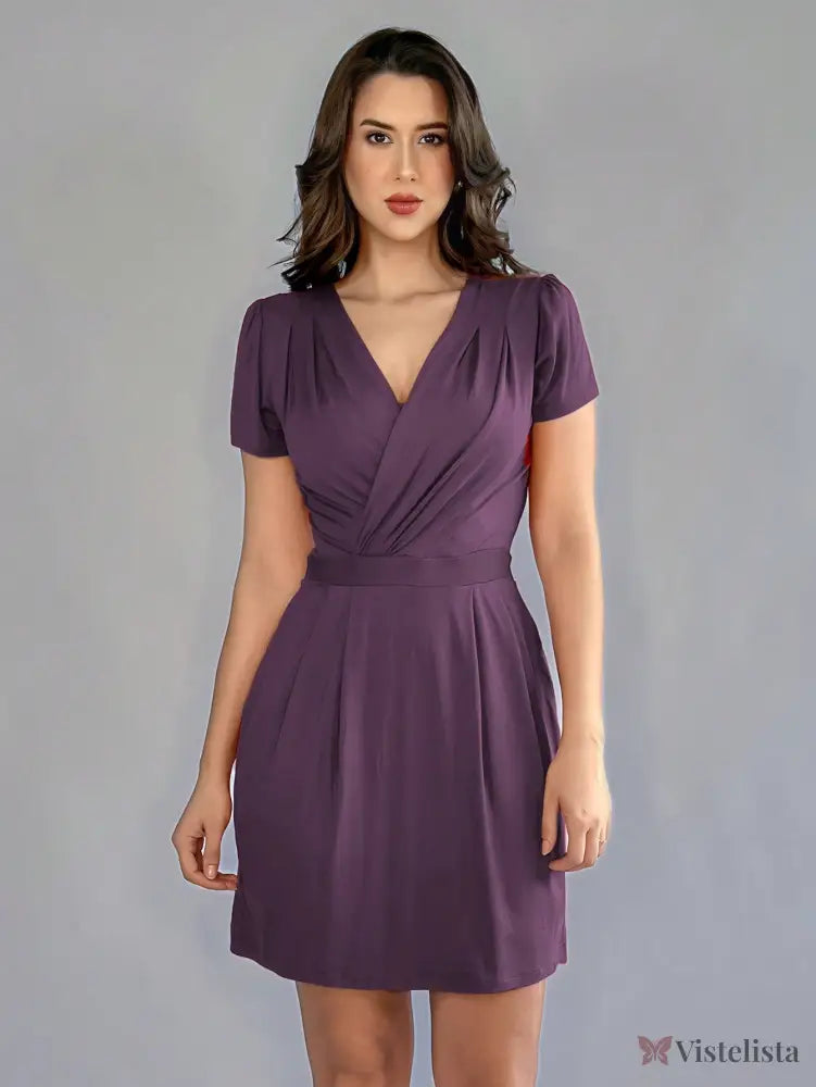 Vestido Curto Evasê Decote V Transpassado Elegante Vestido Curto Evasê Decote V Transpassado Elegante