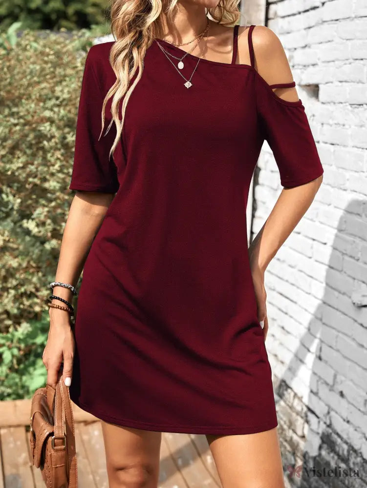 Vestido Curto Ombro Único Com Alças Assimétricas Vestido Curto Ombro Único Com Alças Assimétricas