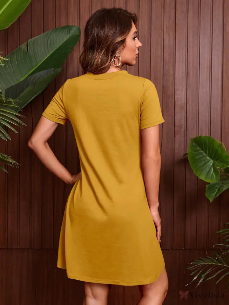 Vestido Curto Vermelho Básico Com Manga Curta Vestido Curto Vermelho Básico Com Manga Curta
