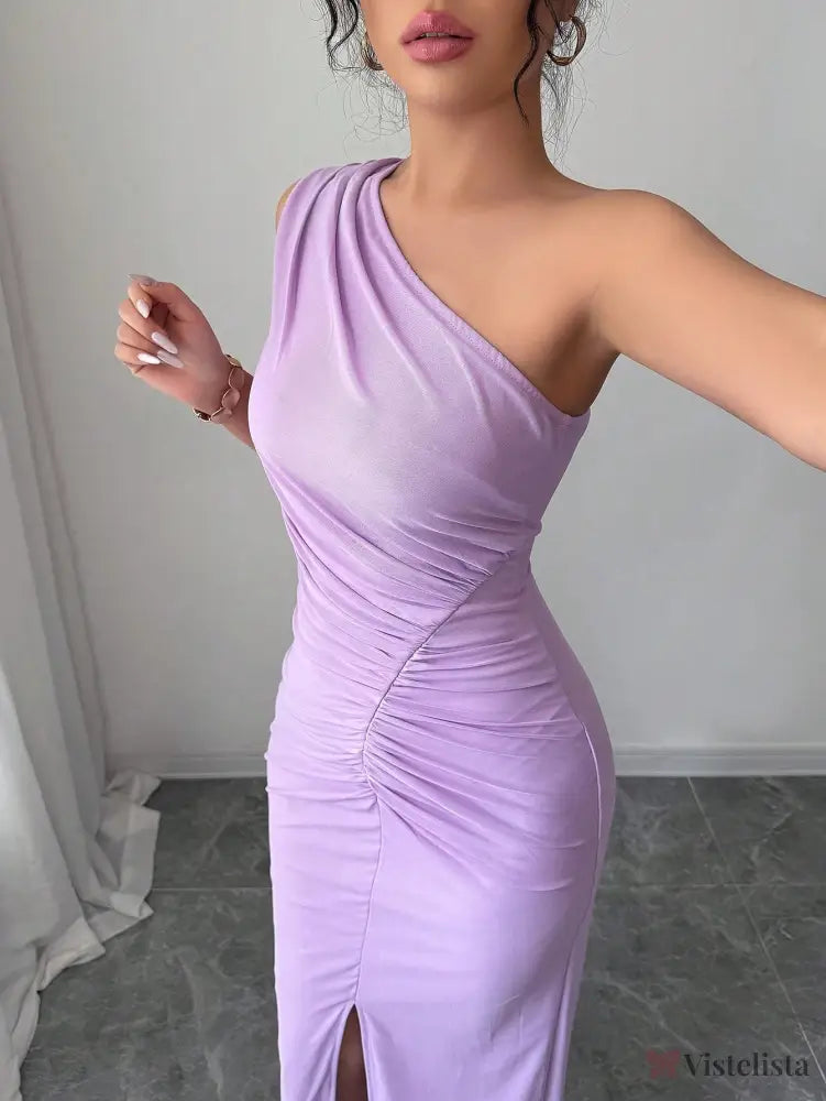 Vestido Longo Elegante Assimétrico Um Ombro Só Com Drapeado Vestido Longo Elegante Assimétrico Um Ombro Só Com Drapeado