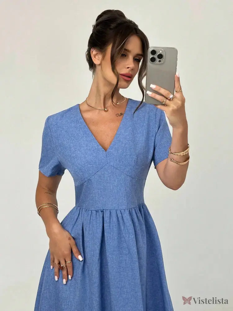 Vestido Longo Evasê Decote V Com Cintura Marcada Vestido Longo Evasê Decote V Com Cintura Marcada