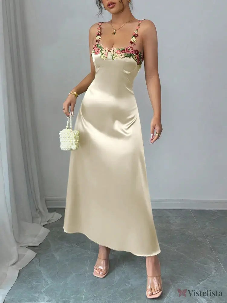 Vestido Midi De Cetim Com Alças Florais Bordadas Vestido Midi De Cetim Com Alças Florais Bordadas