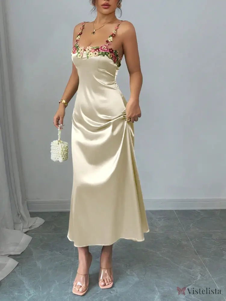 Vestido Midi De Cetim Com Alças Florais Bordadas Vestido Midi De Cetim Com Alças Florais Bordadas