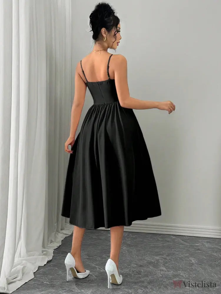 Vestido Midi Evasê Com Alças Finas Estruturado Vestido Midi Evasê Com Alças Finas Estruturado