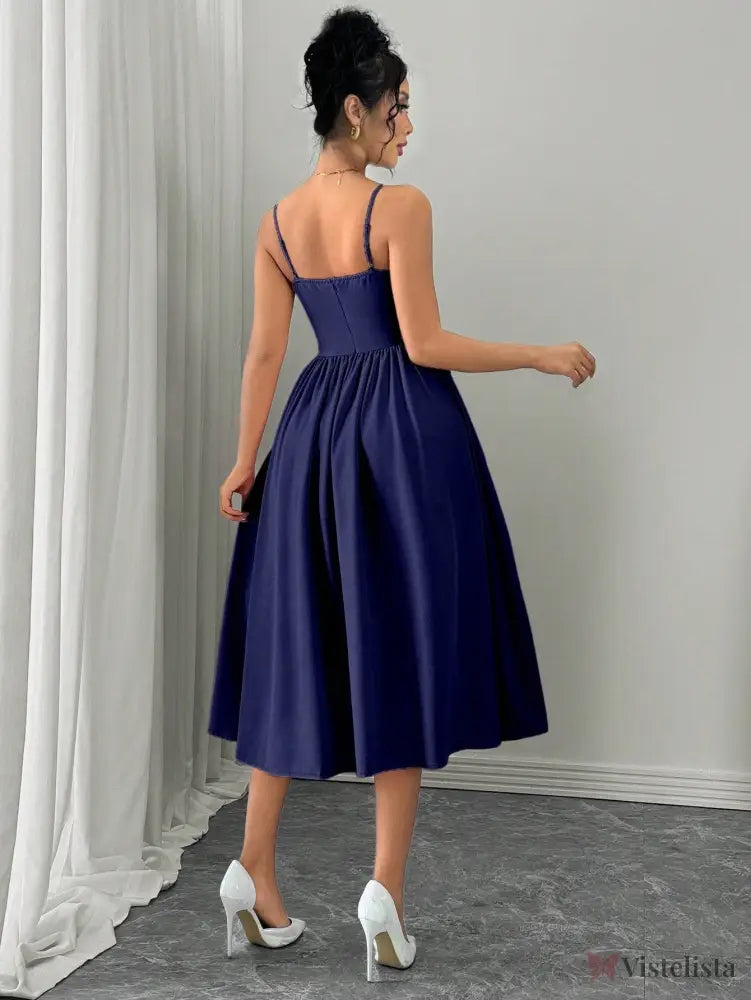 Vestido Midi Evasê Com Alças Finas Estruturado Vestido Midi Evasê Com Alças Finas Estruturado