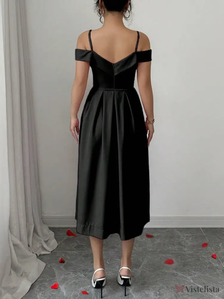 Vestido Midi Evasê Com Ombro a Ombro Elegante Vestido Midi Evasê Com Ombro a Ombro Elegante