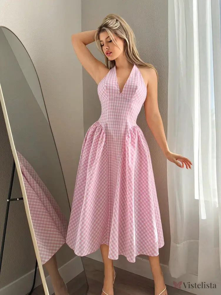 Vestido Midi Rodado Com Decote Halter E Estampa Vichy Vestido Midi Rodado Com Decote Halter E Estampa Vichy