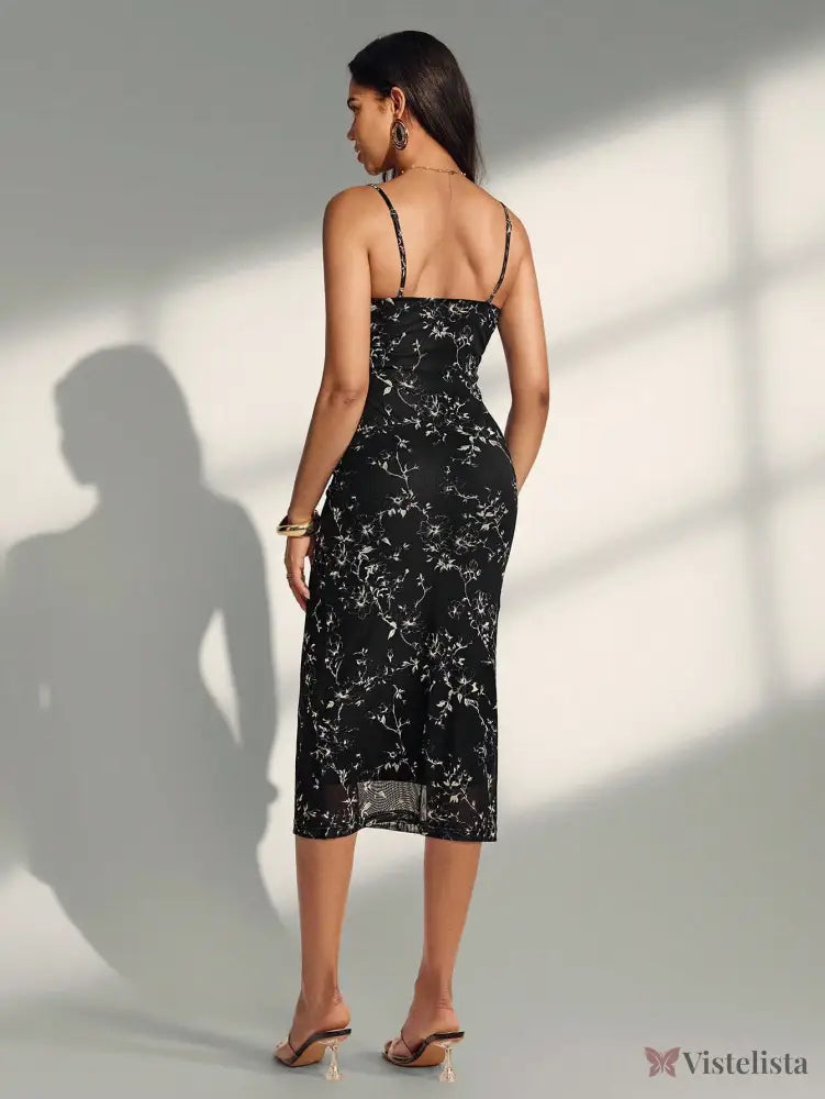 Vestido Midi Slip Dress Justo Estampa Floral Delicada Vestido Midi Slip Dress Justo Estampa Floral Delicada