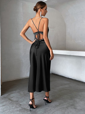Vestido Longo De Cetim Minimalista Com Alças Finas