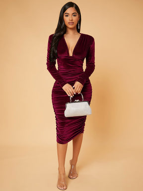 Vestido Midi Festa Elegante Em Veludo Com Drapeado