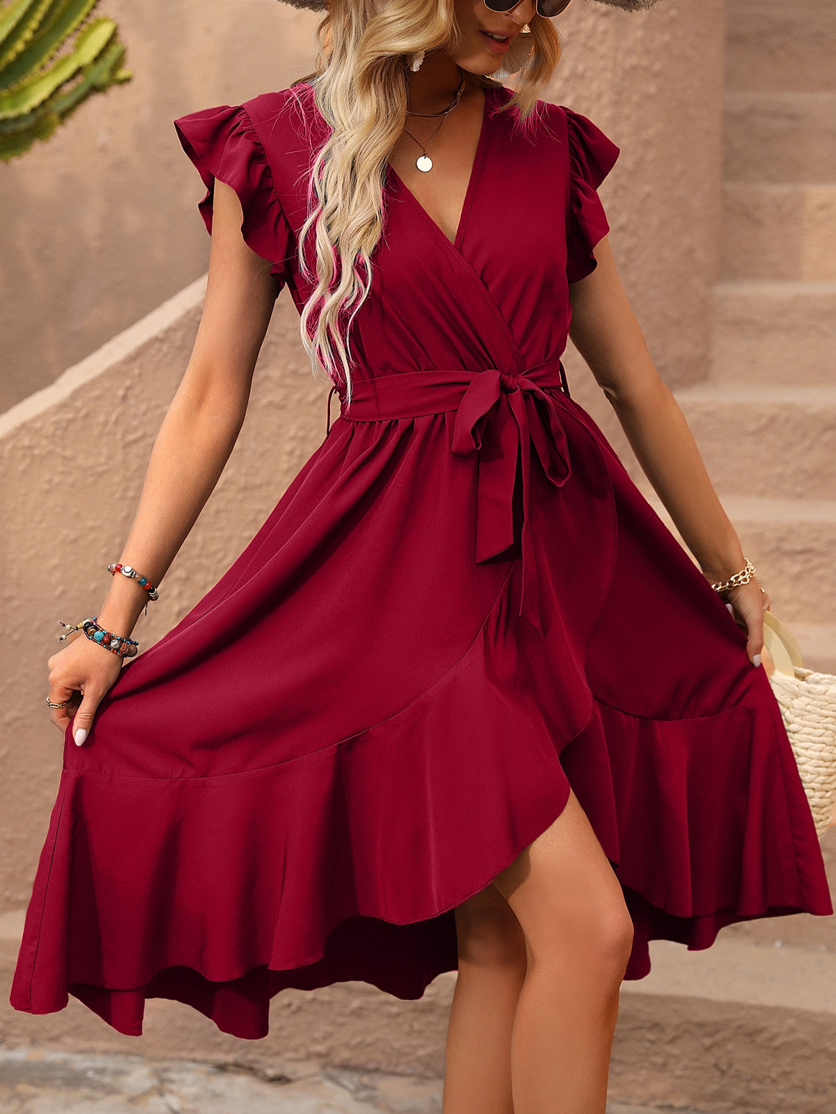 Vestido Midi Envelope Com Amarração Na Cintura