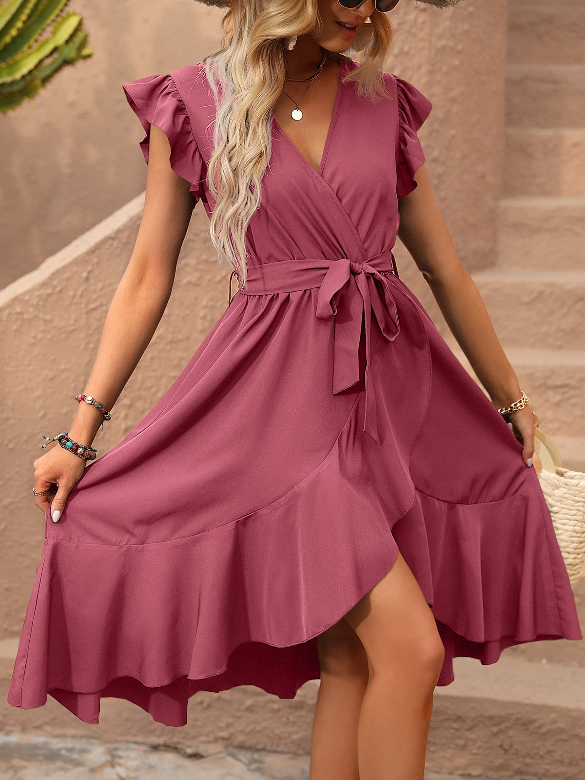 Vestido Midi Envelope Com Amarração Na Cintura