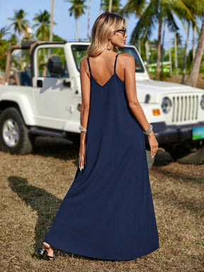 Vestido Longo Preto Com Alças Finas E Detalhe Étnico Frontal