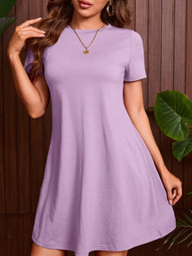 Vestido Curto Vermelho Básico Com Manga Curta