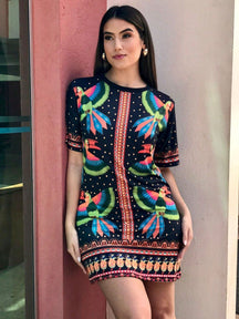 Vestido Curto Estampado Colorido Mangas Curtas