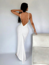 Vestido Longo Justo Elegante Decote Profundo Costas Abertas