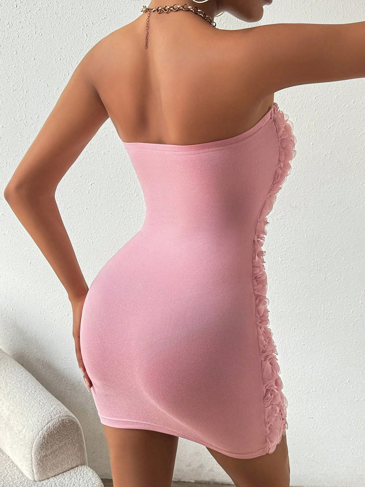 Vestido Curto Tomara Que Caia Com Flores 3D