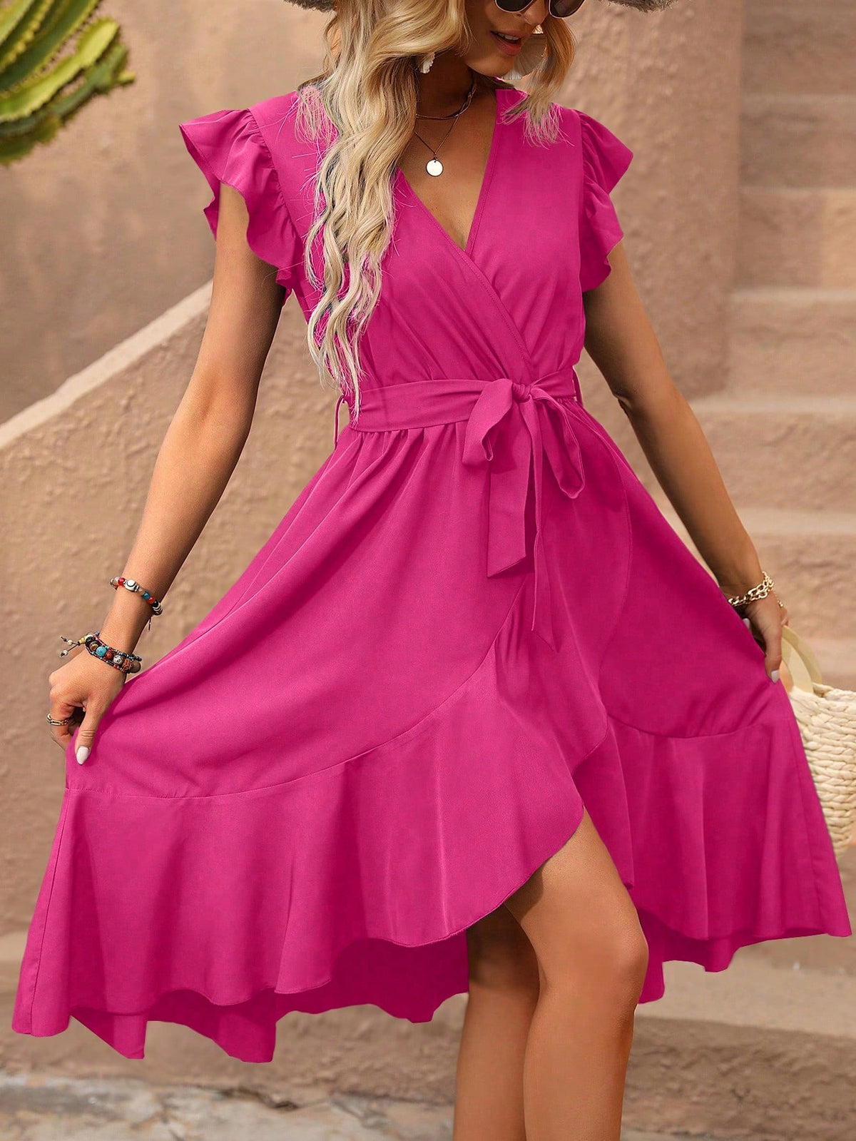 Vestido Midi Envelope Com Amarração Na Cintura