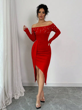 Vestido Midi Ombro A Ombro Com Pérolas E Fenda Elegante