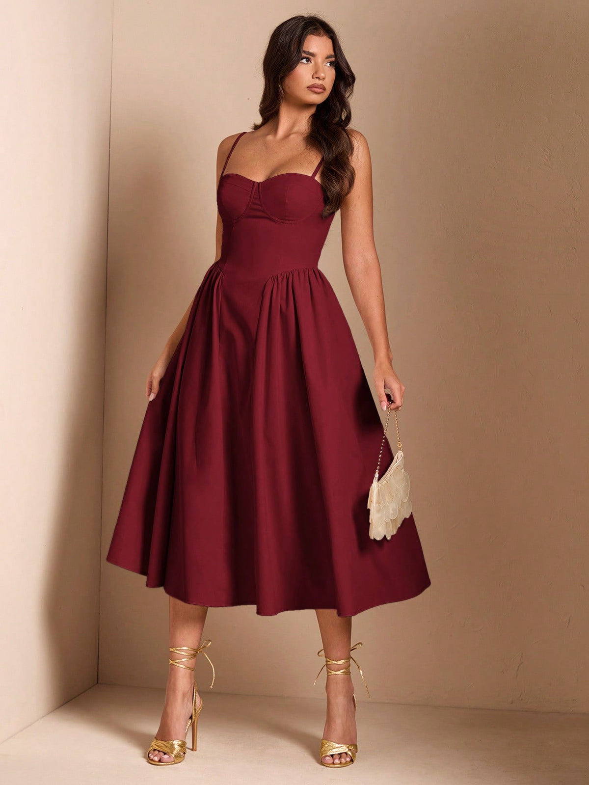 Vestido Midi Tomara Que Caia Com Saia Evasê