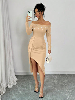 Vestido Midi Ombro A Ombro Com Pérolas E Fenda Elegante