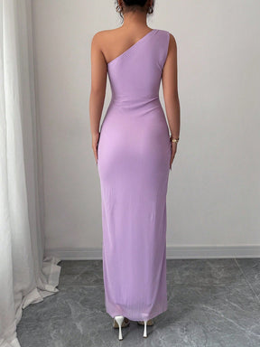 Vestido Longo Um Ombro Só Drapeado Com Fenda Discreta