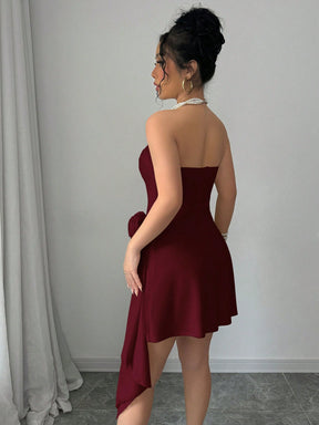 Vestido Curto Tomara Que Caia Assimétrico Com Flor Na Cintura